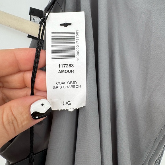 Aritzia TEN NWT Coal Grey Sleeveless Top - Picture 4 of 6